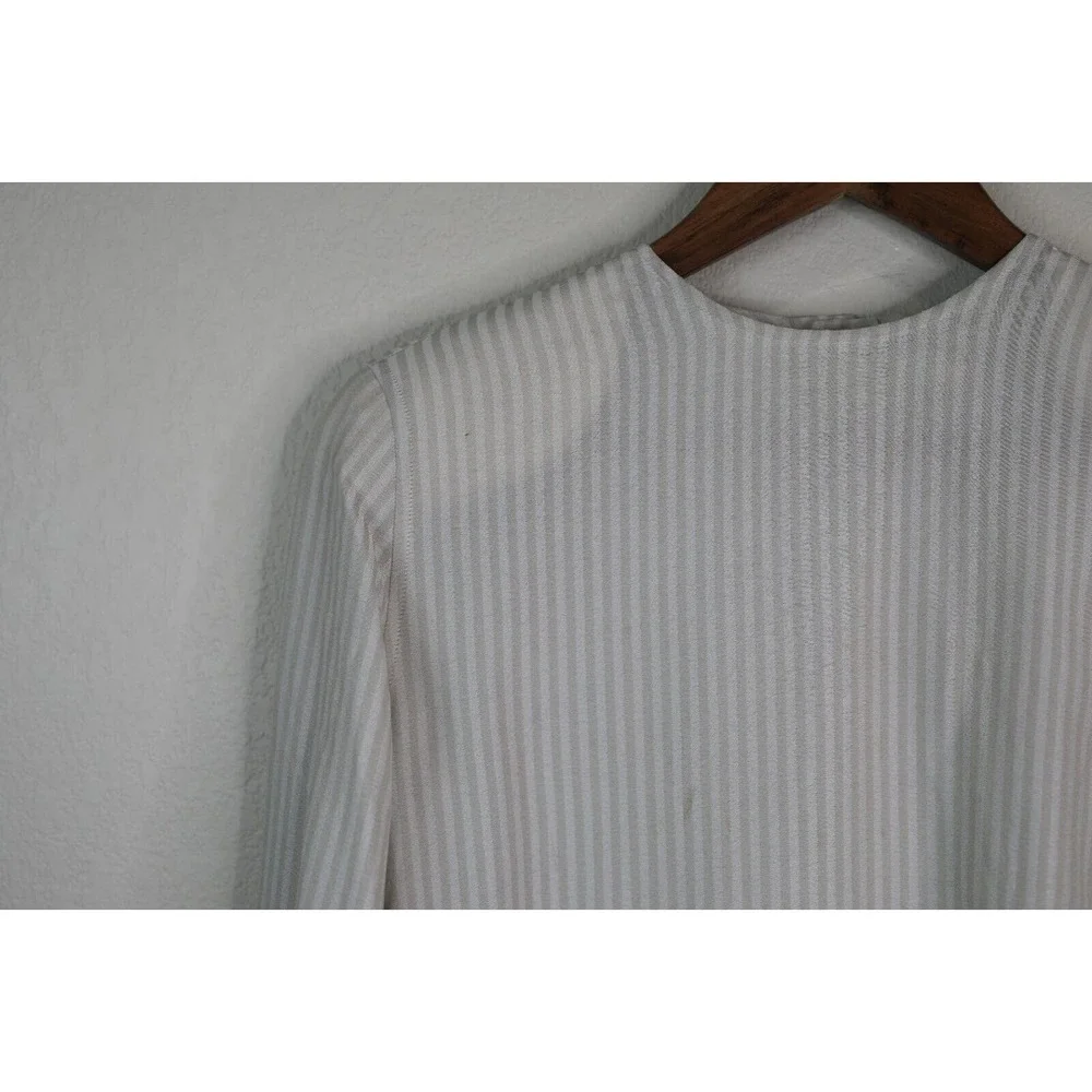 Vintage Giorgio Armani Blouse Women 38 Silk Blend Shoulder Pads Classic - Picture 2 of 12
